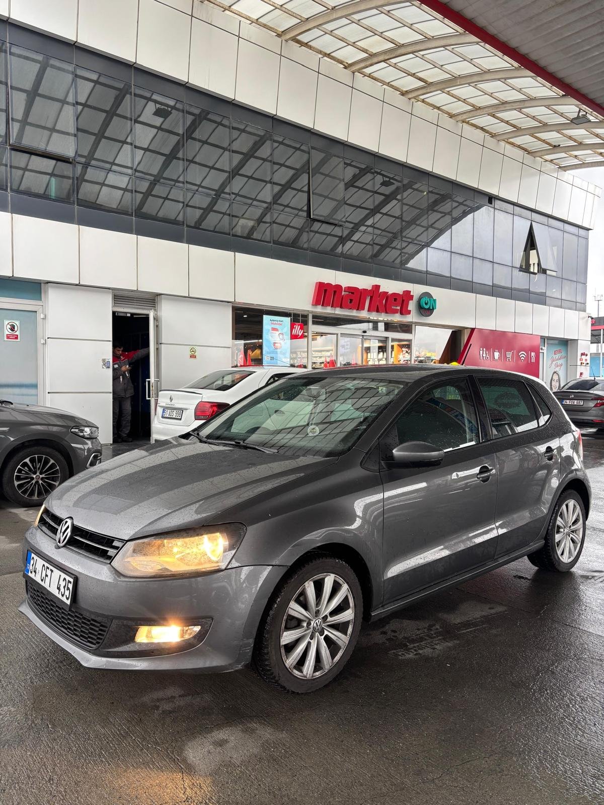 Otomatik Volkswagen Polo aylık kiralama